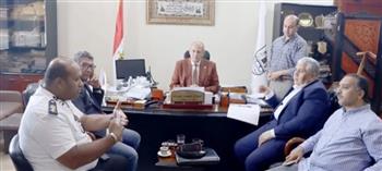   السكرتير العام يعقد اجتماعًا تنسيقيًا للاتفاق على تنفيذ التسهيلات المرورية بمحيط مجمع المواقف الجديد أسفل عدلي