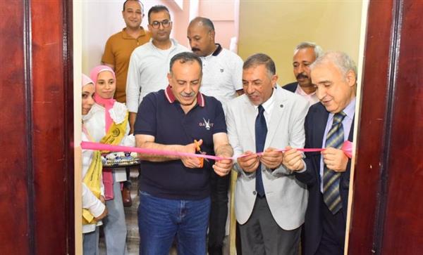 محافظ أسيوط يفتتح مركزا طبيا متخصصا بمدينة أبوتيج