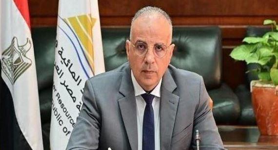 وزير الري يبحث أعمال حماية الشواطئ بالعديد من المواقع على سواحل مصر الشمالية