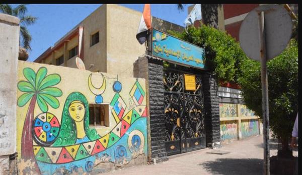 قبل ماراثون الثانوية..  "الجندي" في جولة مفاجئة بمحيط المدارس بحي أول وثان طنطا