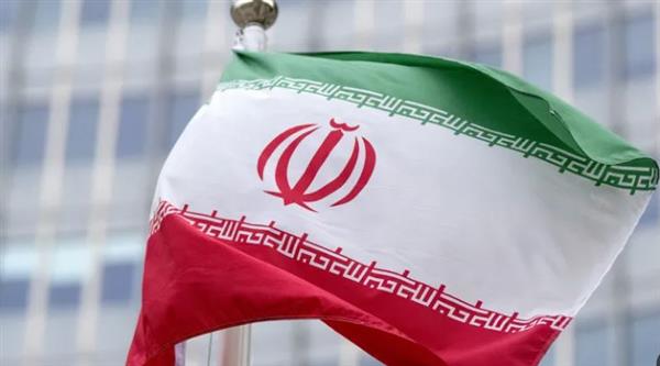 مسؤول إيراني: دولة "صديقة" في المنطقة حذّرت طهران من هجوم إسرائيلي محتمَل