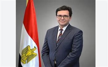   وزير الثقافة يفتتح المعرض الاستعادي للفنان الراحل أشرف الحادي بعنوان “الفنان النبيل”