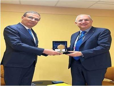 وزير الزراعة يبحث مع مفوض الاتحاد الأوروبي المعني بالثروة السمكية تعزيز التعاون