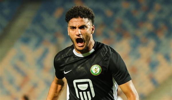 أسامة فيصل يقود هجوم البنك الأهلي أمام سيراميكا بنهائي كأس العاصمة