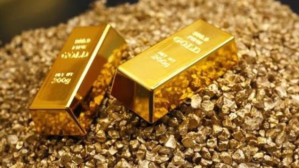 أسعار الذهب عند أعلى مستوى في شهر بعد الهجوم الإسرائيلي على إيران