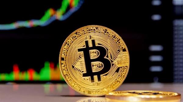 سعر عملة بيتكوين يهبط إلى 103 آلاف و900 دولار بعد الهجوم الإسرائيلي على إيران
