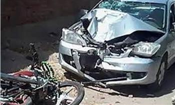   إصابة 3 أشخاص في حادث تصادم سيارة وموتوسيكل بقنا