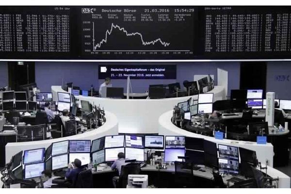 مؤشرات الأسهم الأوروبية تفتتح على انخفاض بعد الهجمات الإسرائيلية على إيران