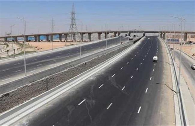 غلق كلى بطريق الواحات لتركيب كمرة معدنية بكوبرى زويل ضمن مشروع الأتوبيس الترددى