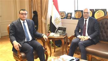   وزيرا الإسكان والعمل يبحثان التعاون المشترك في مجالات التدريب