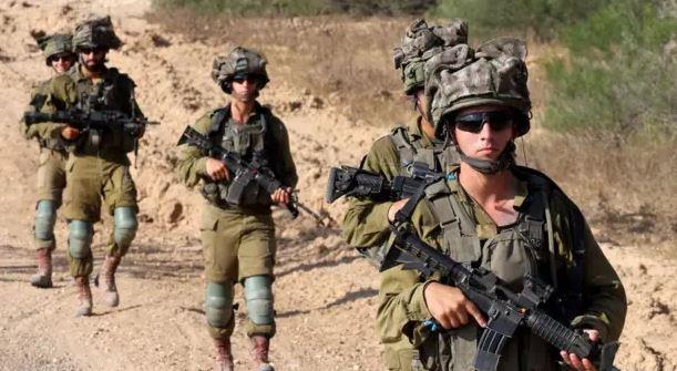 الجيش الإسرائيلي: عشرات المقاتلات تستهدف الدفاعات الجوية في طهران ومباني الحرس الثوري