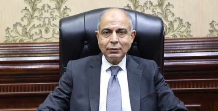 محافظ المنيا يتفقد الحملة الميكانيكية ويوجه بتعظيم الاستفادة منها