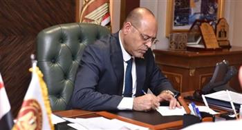   وزير العمل يوجه بمتابعة وفاة 4 عمال إثر سقوط مدخنة مصنع طوب بالصف