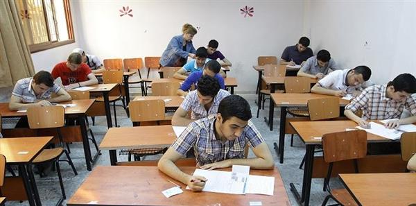 بدء امتحان اللغة الأجنبية الثانية لطلاب الثانوية العامة