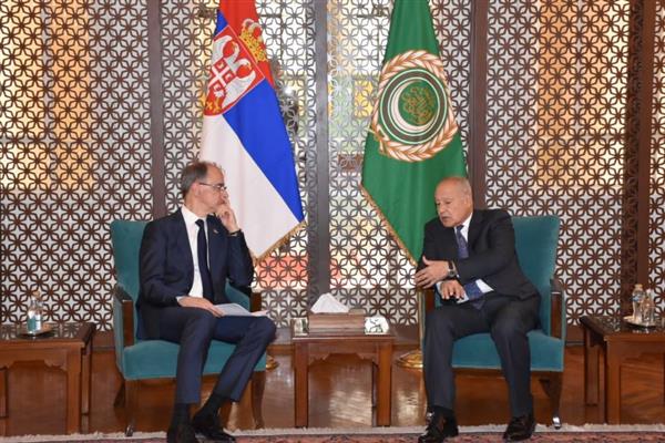 أبو الغيط يستقبل رئيس وزراء جمهورية صربيا