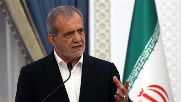 الرئيس الإيراني: سنتجاوز هذه الأيام الصعبة
