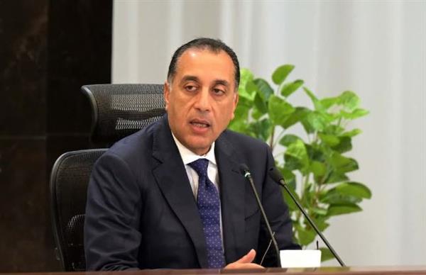 رئيس الوزراء يتابع موقف تمويل مشروعات "حياة كريمة"