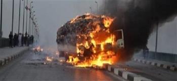   حريق سيارة نقل يعطل حركة المرور بعد كارتة الصنافين بالشرقية