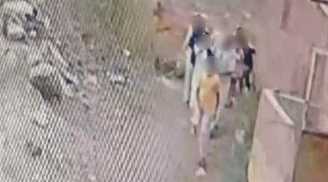 كشف ملابسات فيديو تضمن تعدي شخصين بالضرب على طفلة وسحلها في دمياط