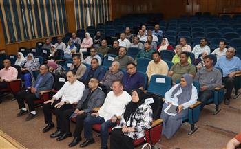   محافظ القليوبية يوجه بملاحقة تعديات البناء خلال إجازة عيد الأضحى 