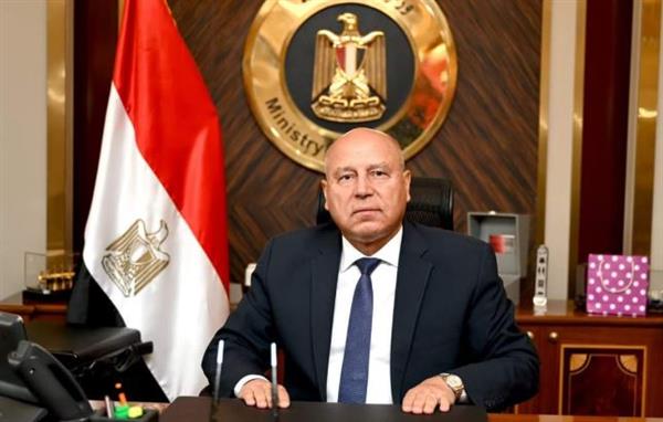 غدًا.. وزير الصناعة والنقل يلتقي مع المستثمرين الصناعيين بمنطقة أبو رواش الصناعية