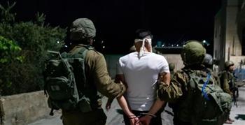   الاحتلال الاسرائيلي يعتقل 30 فلسطينيا من محافظة الخليل