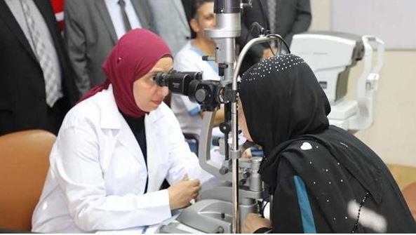 توقيع الكشف الطبي المجاني على 896 مواطنا بمركز ملوي بالمنيا