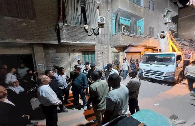 3 وفيات و16 ناجيًا في حادث انهيار عقارات حدائق القبة.. واستمرار جهود الإنقاذ
