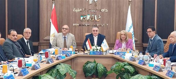 محافظ القليوبية : إنشاء مركز تميز بجامعة بنها الأهلية لخدمة المناطق الصناعية بالعبور