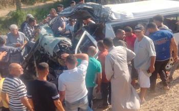   مصرع وإصابة 11 شخصا فى حادث تصادم ميكروباص وجرار بكفر الشيخ