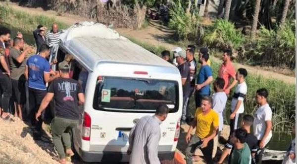 مصرع 3 أشخاص وإصابة 6 آخرين في حادث تصادم بكفر الشيخ