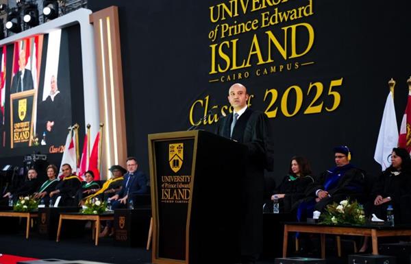 جامعة جزيرة الأمير إدوارد بالقاهرة تحتفل بتخرج دفعة 2025 من طلابها