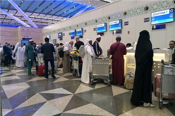 «مصر للطيران» تسير 14 رحلة اليوم لعودة ضيوف الرحمن من الأراضي المقدسة