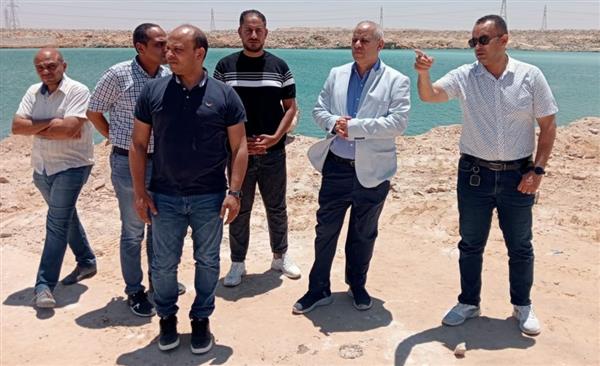 وزير الإسكان يتابع مشروعات تطوير البنية الأساسية والخدمات بقرى مارينا السياحية