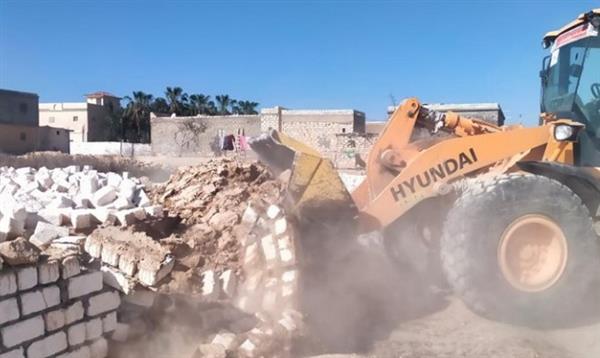 حملات رقابية لإزالة البناء العشوائي المخالف في الإسكندرية  ​