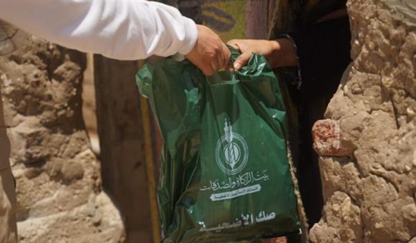 "بيت الزكاة والصدقات" ينهي توزيع لحوم الأضاحي على عشرات الآلاف بصعيد مصر