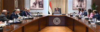 رئيس الوزراء يلتقي أعضاء اللجنة الاستشارية للشئون السياسية