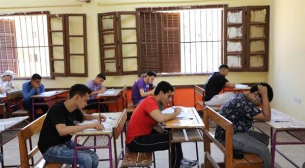 الثانوية العامة 2025.. بدء امتحان اللغة الأجنبية الثانية