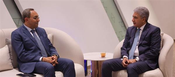 وزير السياحة والآثار يلتقي بمحافظ قنا لبحث سبل التعاون