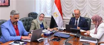   وزير العمل يوجه التمثيل العمالى بالخارج بالتواصل مع الشركات لتوفير فرص عمل للشباب