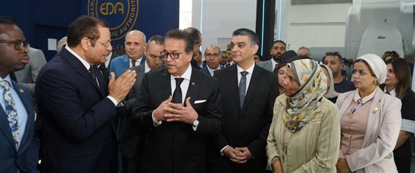 رئيس الرقابة الصحية يشارك بافتتاح النسخة الرابعة من المؤتمر والمعرض الطبي الإفريقي
