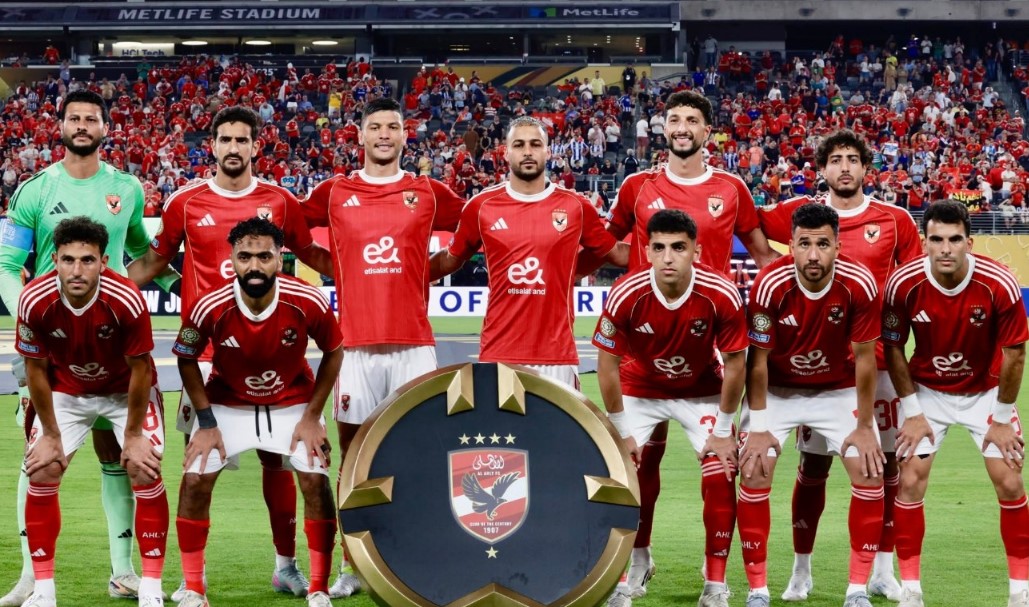 اليوم.. بعثة الأهلي تصل القاهرة بعد انتهاء رحلة المونديال