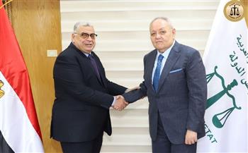   المستشار أحمد عبود يهنئ المستشار أسامة شلبي لتعيينه رئيسا لمجلس الدولة