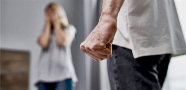 مشاهير في قفص الاتهام.. وقائع عنف أسري تعيد طرح الأسئلة القديمة