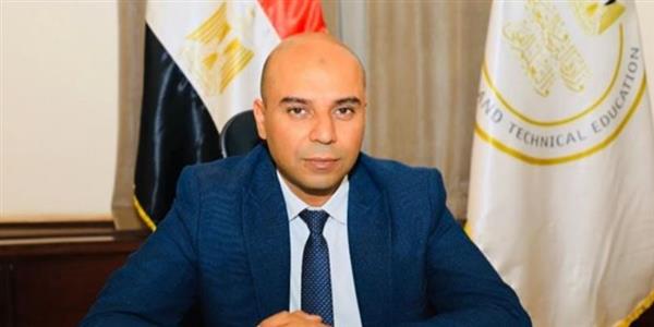 "التعليم" تنفي صدور أي بيان بشأن تحقيقات في واقعة غش إلكتروني خلال امتحان الفيزياء