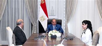   الرئيس السيسي يوجه بالاستمرار في تطوير المطارات المصرية  