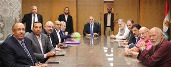   أبناء الدسوقية المحمدية يهنون شيخهم بفوزه بعضوية المجلس الاعلي للطرق الصوفية