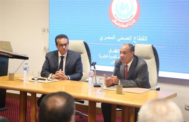 وزير الصحة ووزير الخارجية يجتمعان مع السفراء المرشحين لتمثيل مصر بعدد من الدول