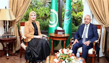   رئيس الأكاديمية العربية يستقبل القنصل الليبي الجديد