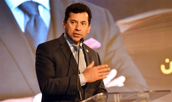وزير الرياضة: ندعم الثقافة والإبداع لبناء وعي وطني قائم على التنوير والكلمة الحرة